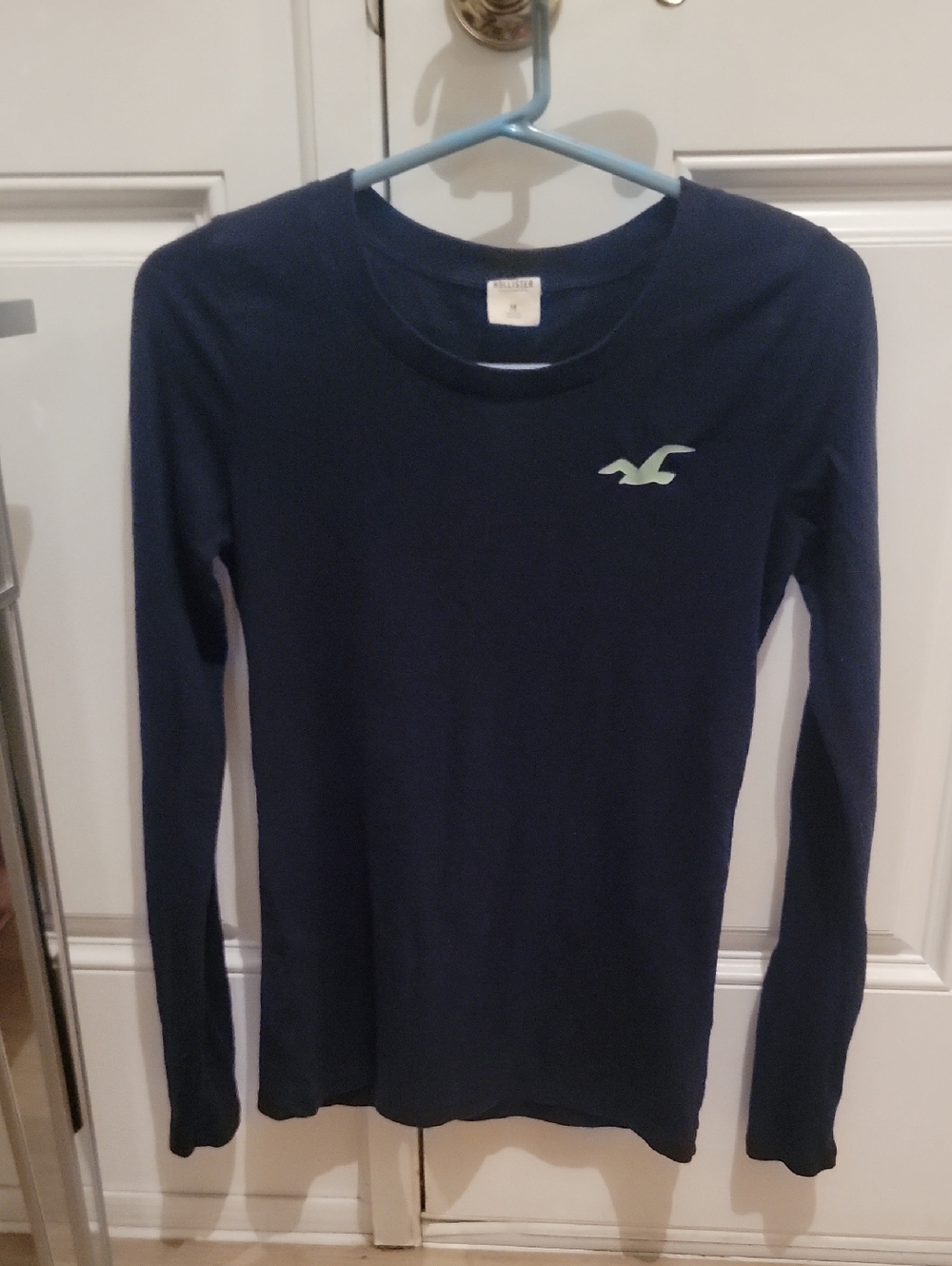 Hollister Navdy Blue W/ Lime Green Segoul Long Sleeved Tee. Size Med. Like New!